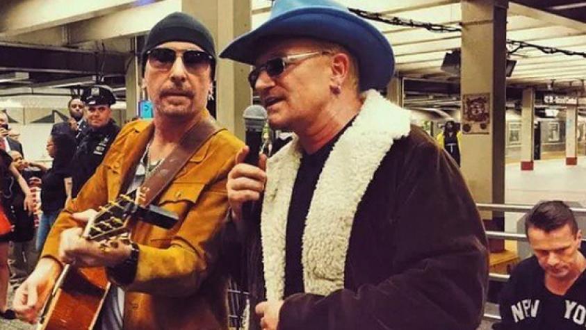 Jimmy Fallon y U2 se hicieron pasar como artistas callejeros en el metro de New York