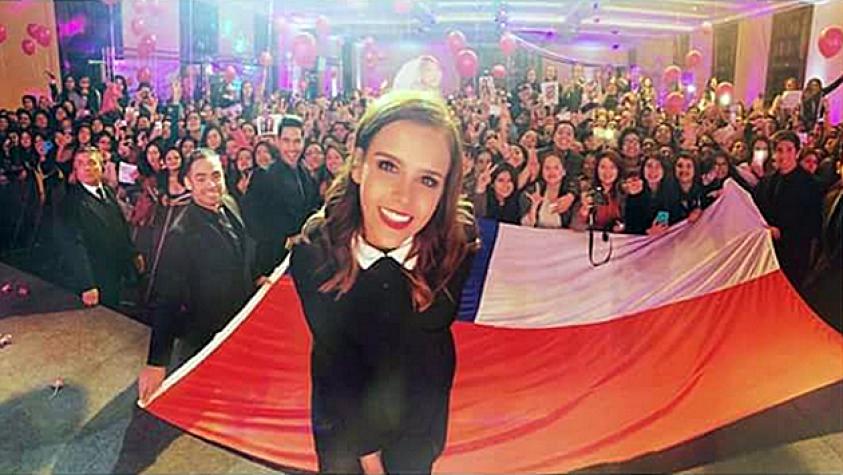 Yuya se despidió de Chile con emocionante mensaje y emblemático souvenir