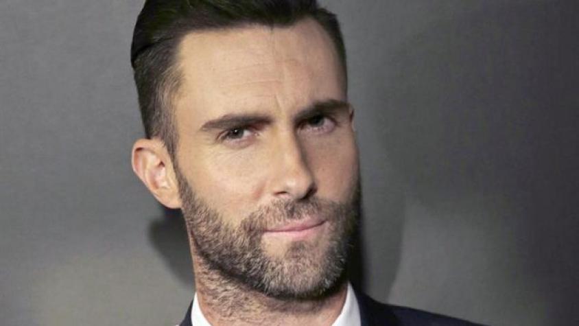 Adam Levine se disculpó con niña que hizo pataleta cuando supo que estaba casado