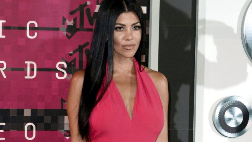 Kourtney Kardashian supera la crisis con foto hot