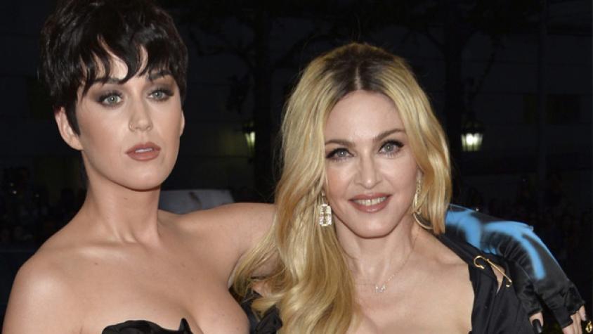 Madonna y Katy Perry protagonizaron atrevido baile en el escenario