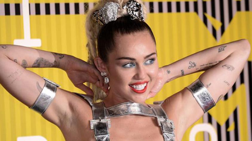 Miley Cyrus Y Su Obsesión Por Tatuarse 5588