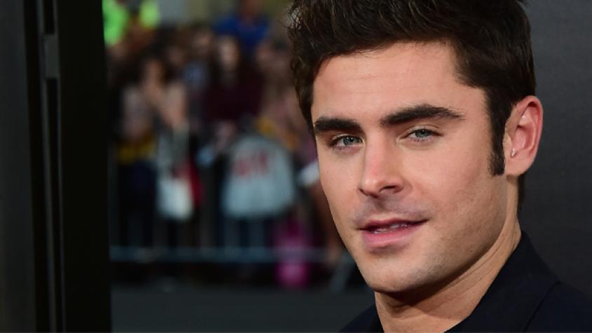 Los mini shorts de Zac Efron