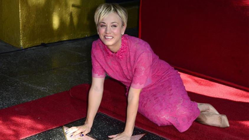 Kaley Cuoco cumple 30 años y revisamos cómo ha sido su evolución