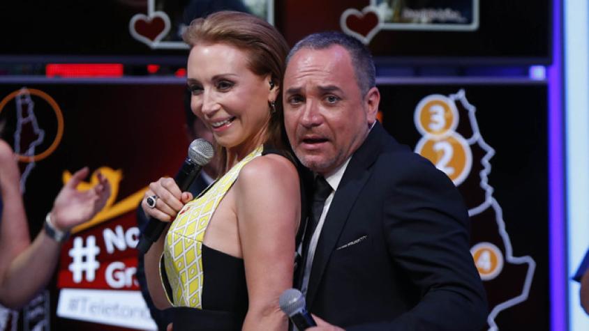 El generoso escote con el que Karen Doggenweiler sorprendió en la Teletón