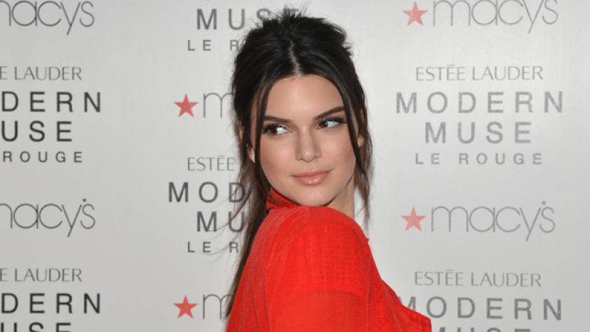 Kendall Jenner se convierte en rubia platinada para Vogue