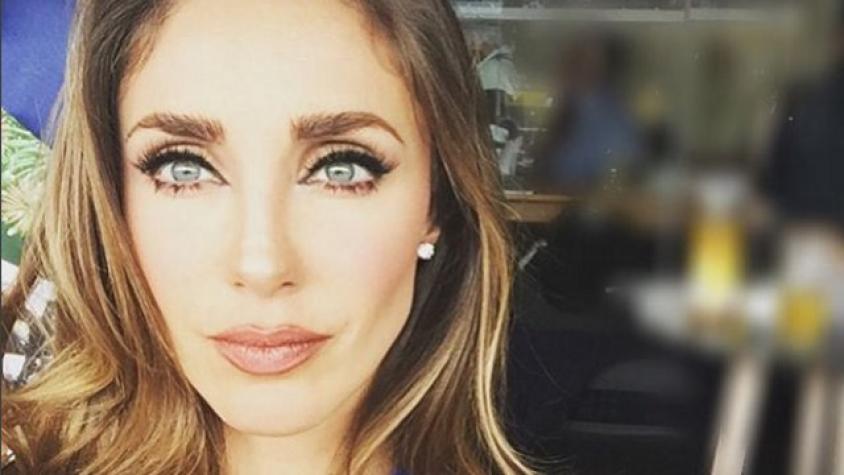 Anahí fue con velo a conocer al Papa Francisco