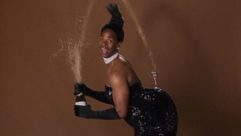 “Fifty Shades of Black”: Esta es la burda parodia a “50 sombras de Grey”