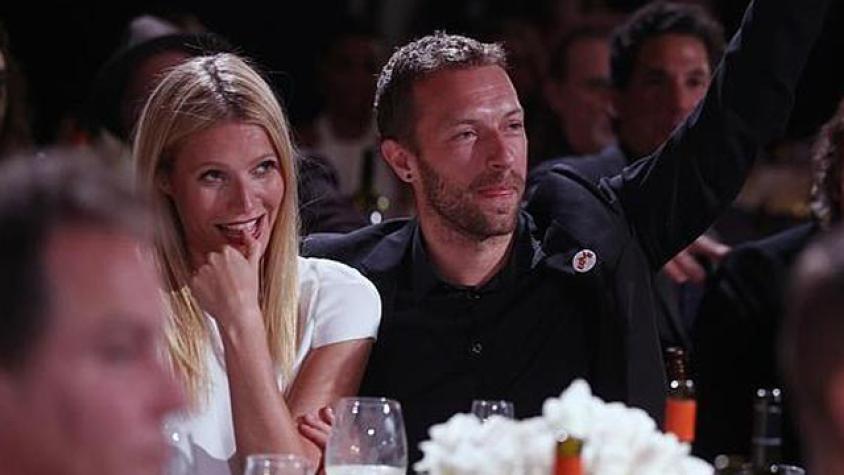 ¡Gwyneth Paltrow deja que Chris Martin duerma junto a ella!