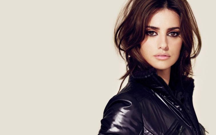Penélope Cruz canta famosa canción de “Frozen”