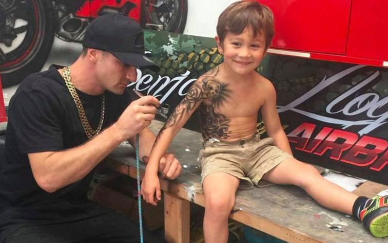 Este artista ayuda a los niños enfermos de la forma más entretenida