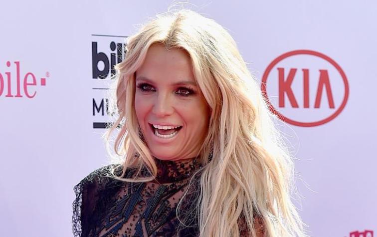 Britney Spears luce su figura en sexy lencería y encanta a sus seguidores