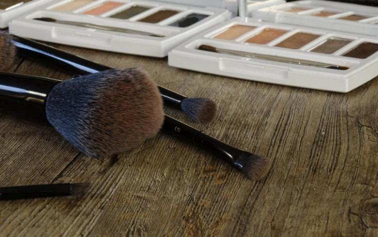 ¿Cuándo vence mi maquillaje? Un símbolo que nunca notaste tiene la respuesta