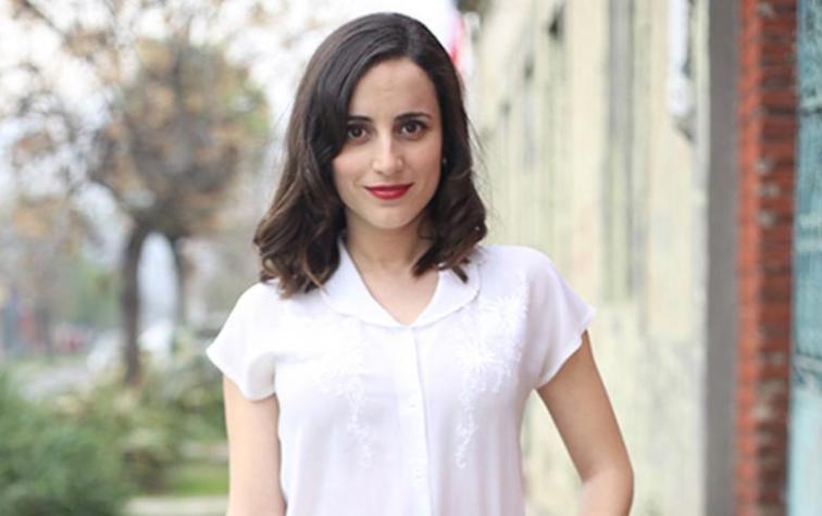 El osado escote de Camila Hirane que se robó todas las miradas en evento del CNTV