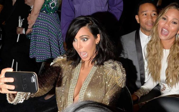 ¿Te sacas muchas selfies? Puede que sufras de “Selfitis”