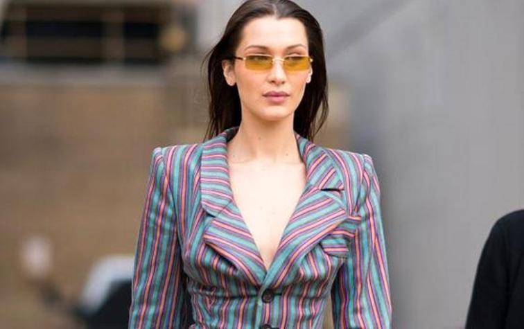Bella Hadid sorprende con look idéntico al de Trinity de Matrix