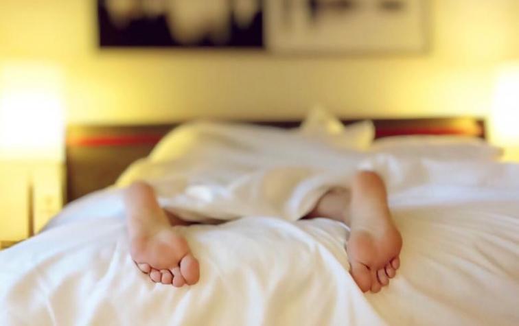 Dormir mucho durante el fin de semana te podría ayudar a alargar tu vida según la ciencia