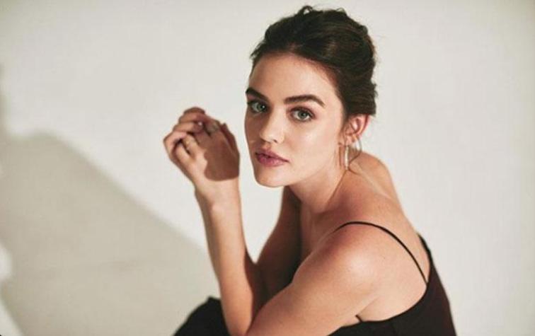 Lucy Hale luce extrema melena recta