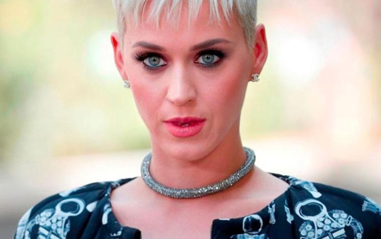 "La hermana del Joker": el arriesgado cambio de look de Katy Perry que sorprende a sus fans