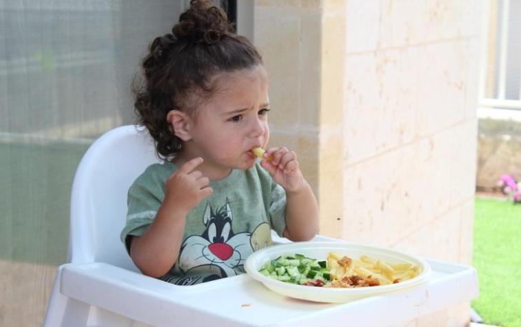 Por qué no debes obligar a tu hijo a comer
