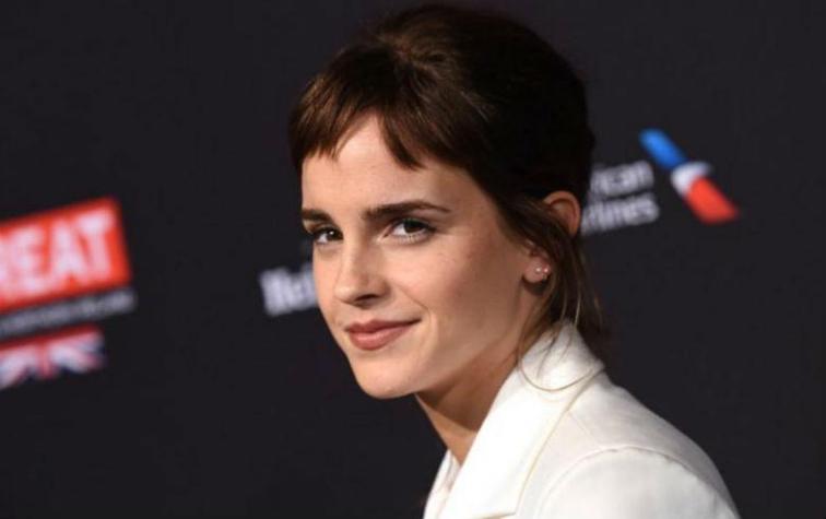Captan a Emma Watson y su nuevo novio besándose públicamente