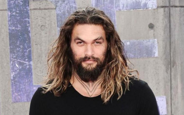 Jason Momoa luce irreconocible en fotos de su juventud