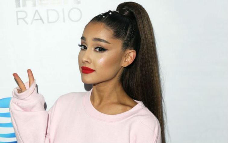 Foto de Ariana Grande se convierte en meme