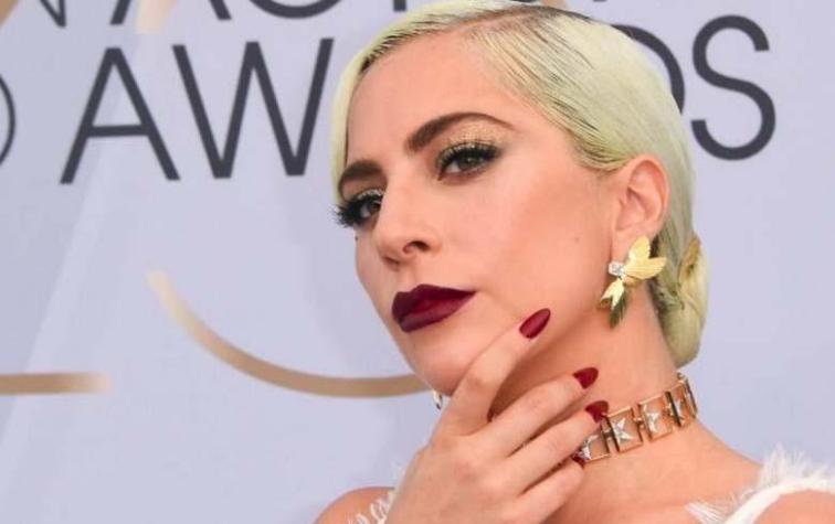 La pose que Lady Gaga repite en todas las alfombras rojas