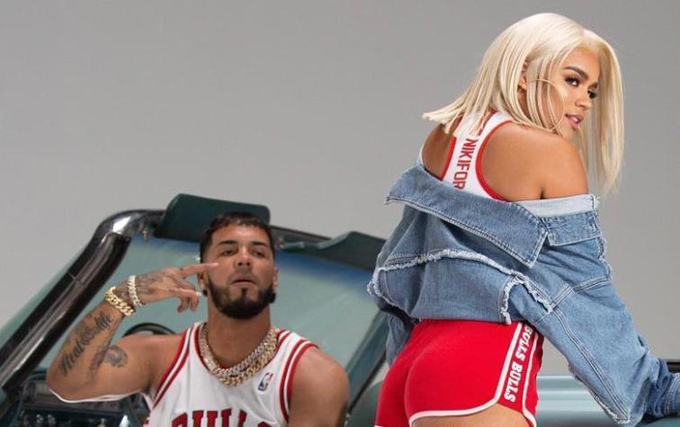 Karol G cuenta cómo surgió su romance con Anuel AA