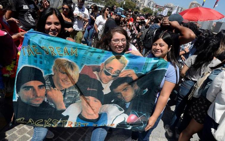 Howie D disfruta de un buen trote en Viña del Mar