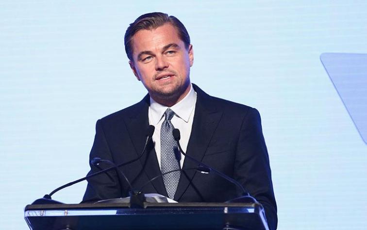 Leonardo Dicaprio comparte cruda imagen para terminar con la caza de aletas de tiburón