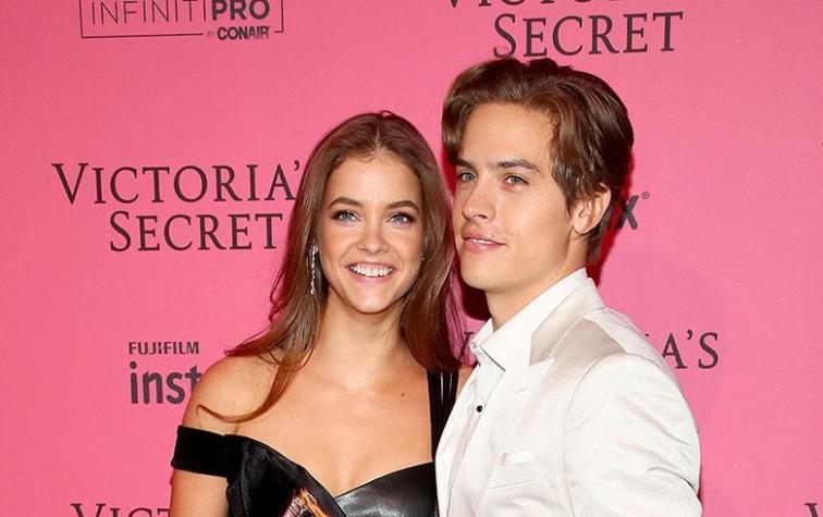¡Más sensuales que nunca!: Dylan Sprouse y Barbara Palvin posan en topless