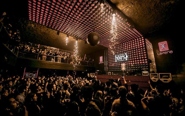 Así fue la gran inauguración del primer club de música electrónica que funciona 100% con energía renovable