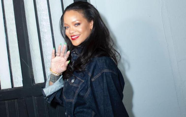 Rihanna lleva el animal print a la sensualidad con increíble resultado