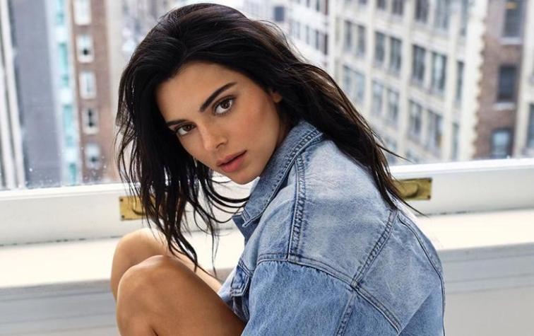 Acusan a Kendall Jenner de apropiación cultural por usar trenzas africanas