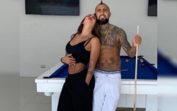 Puro amor: Sonia Isaza publica romántica foto junto a Arturo Vidal