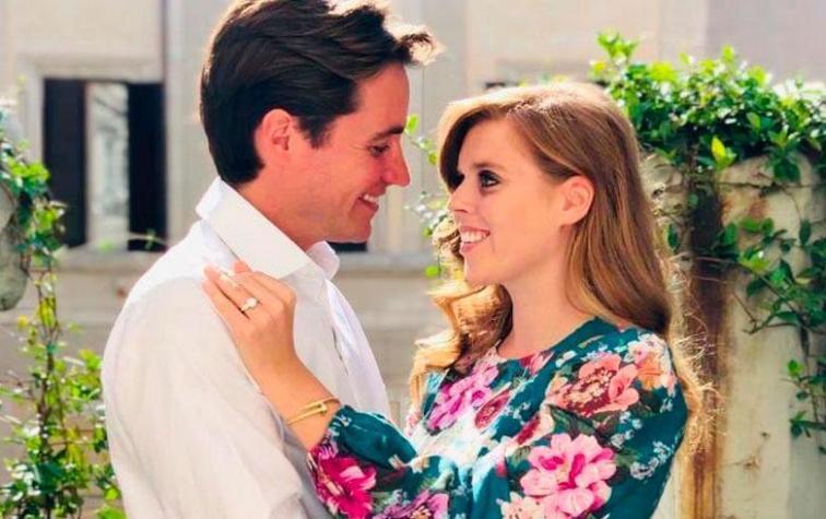 Princesa británica Beatriz anuncia su compromiso
