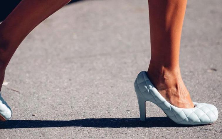 El zapato acolchado: la rareza que las fashionistas pusieron de moda