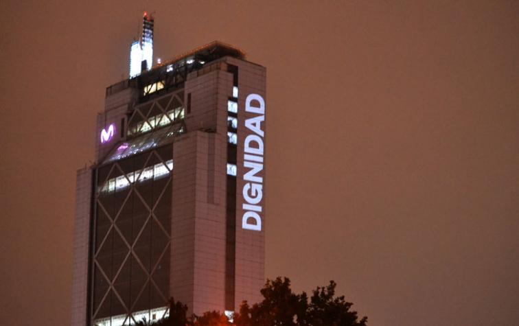 Conoce a los autores de las proyecciones en el Edificio de Telefónica