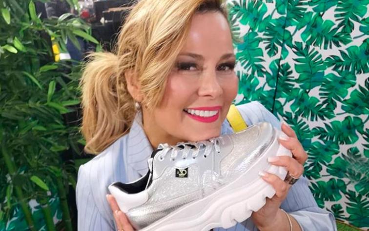 Cathy Barriga es criticada por subir íntima foto familiar en medio de la crisis social