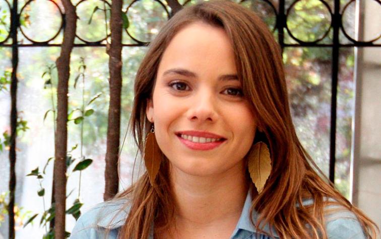 María Gracia Omegna muestra por primera vez a su guagüita y entrega mensaje sobre la crisis en Chile