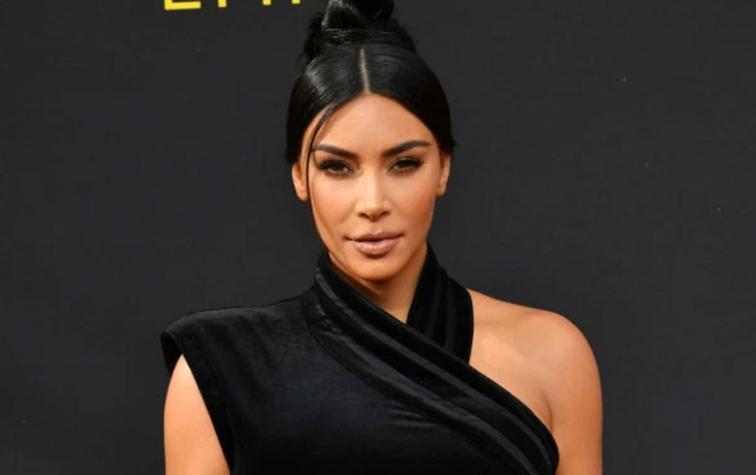 Kim Kardashian lleva la mezclilla a otro nivel