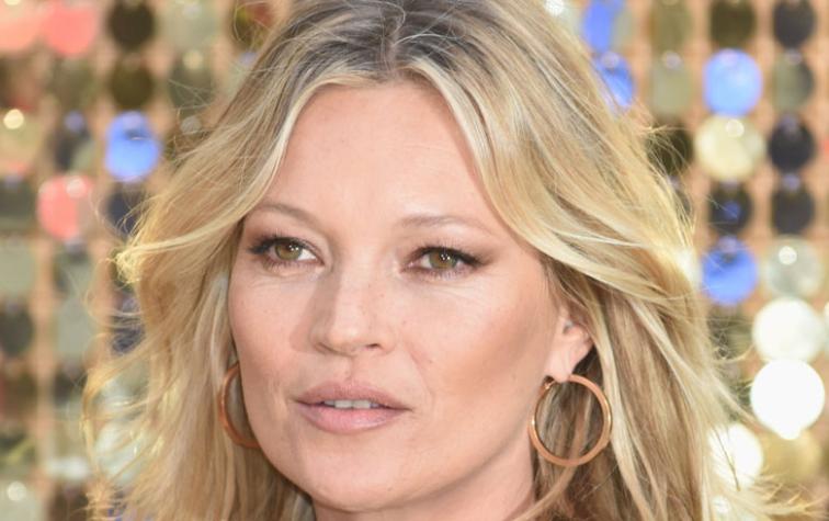 Kate Moss es fotografiada tomando sol en Miami