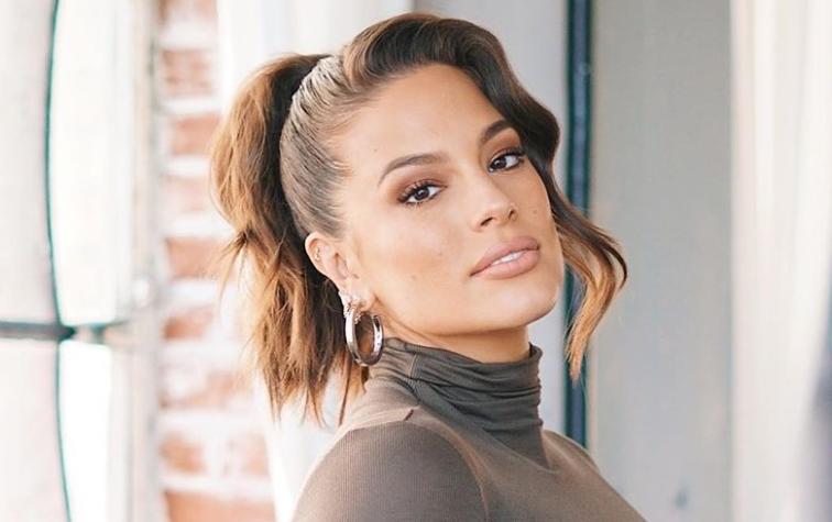 Ashley Graham posa desnuda a días del nacimiento de su hijo