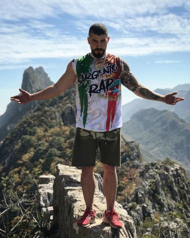 Cuestionan a Sargento Rap por publicar vídeo aparentemente “drogado”