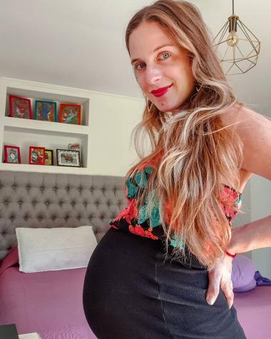 Alison Mandel responde a desubicados comentarios sobre su maternidad