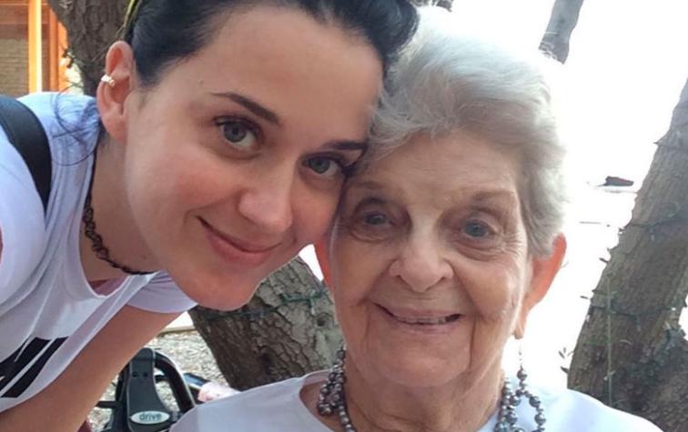 El sensible mensaje de Katy Perry por la muerte de su abuelita a los 99 años