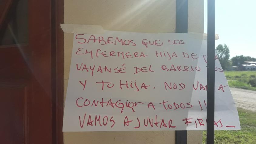 Enfermera recibe amenazas de sus vecinos para que deje el barrio donde vive