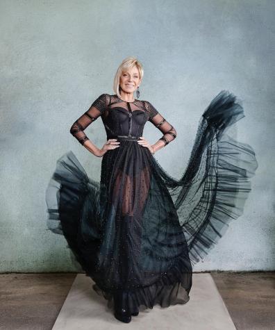 Raquel Argandoña coquetea con look para "Bailando por un sueño"