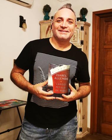 Luis Jara estrena nuevo look y genera ola de memes